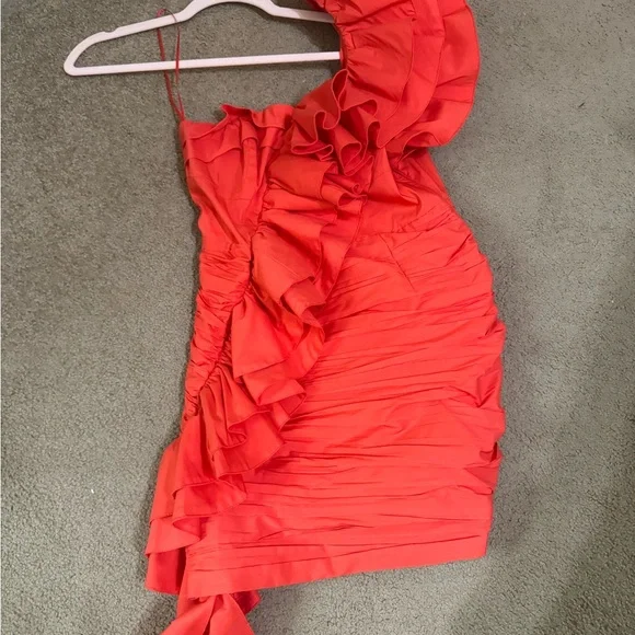CeliaB | Dresses | Celiab Coral Ruffled Oneshoulder Dress | Poshmark